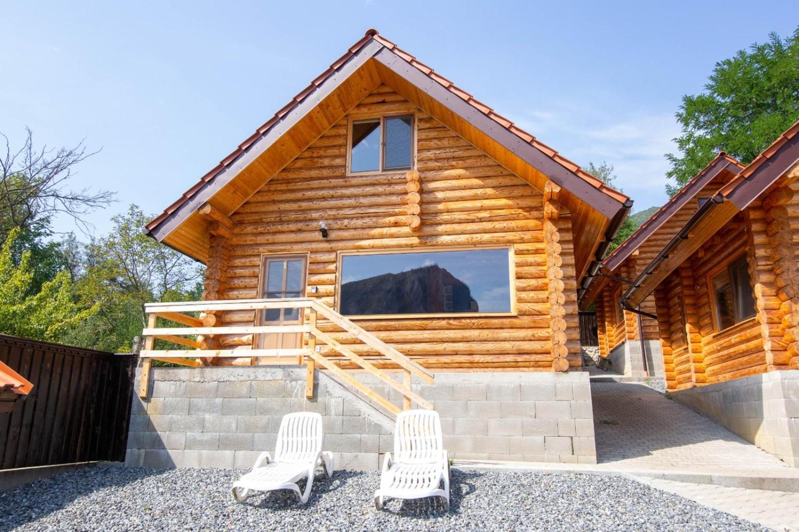 Long Rock Chalets Rimetea Εξωτερικό φωτογραφία
