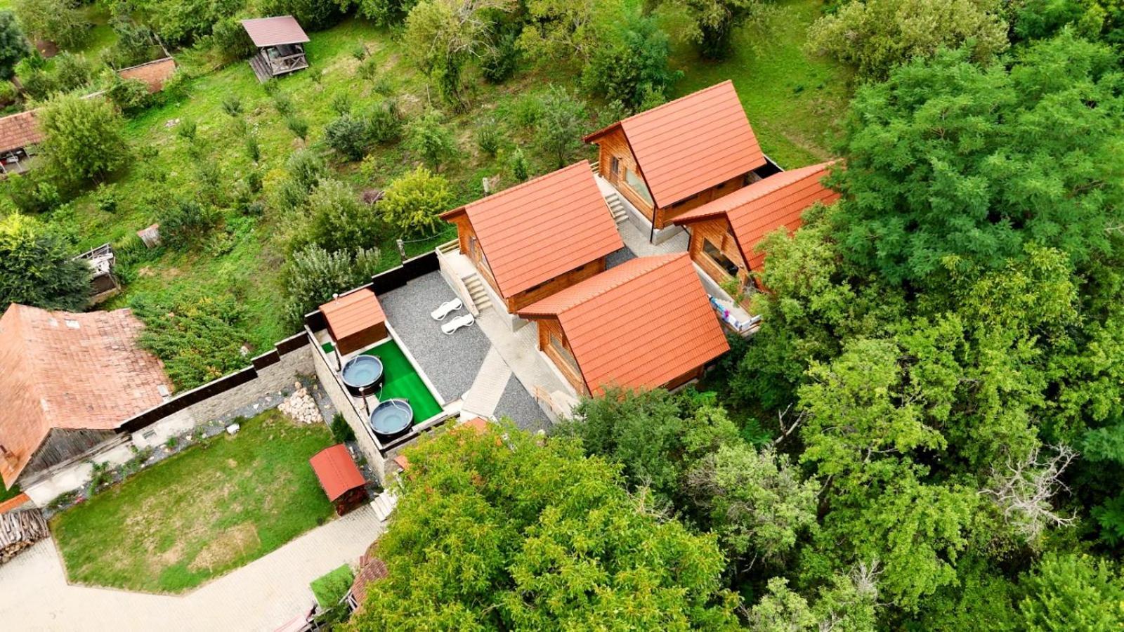 Long Rock Chalets Rimetea Εξωτερικό φωτογραφία